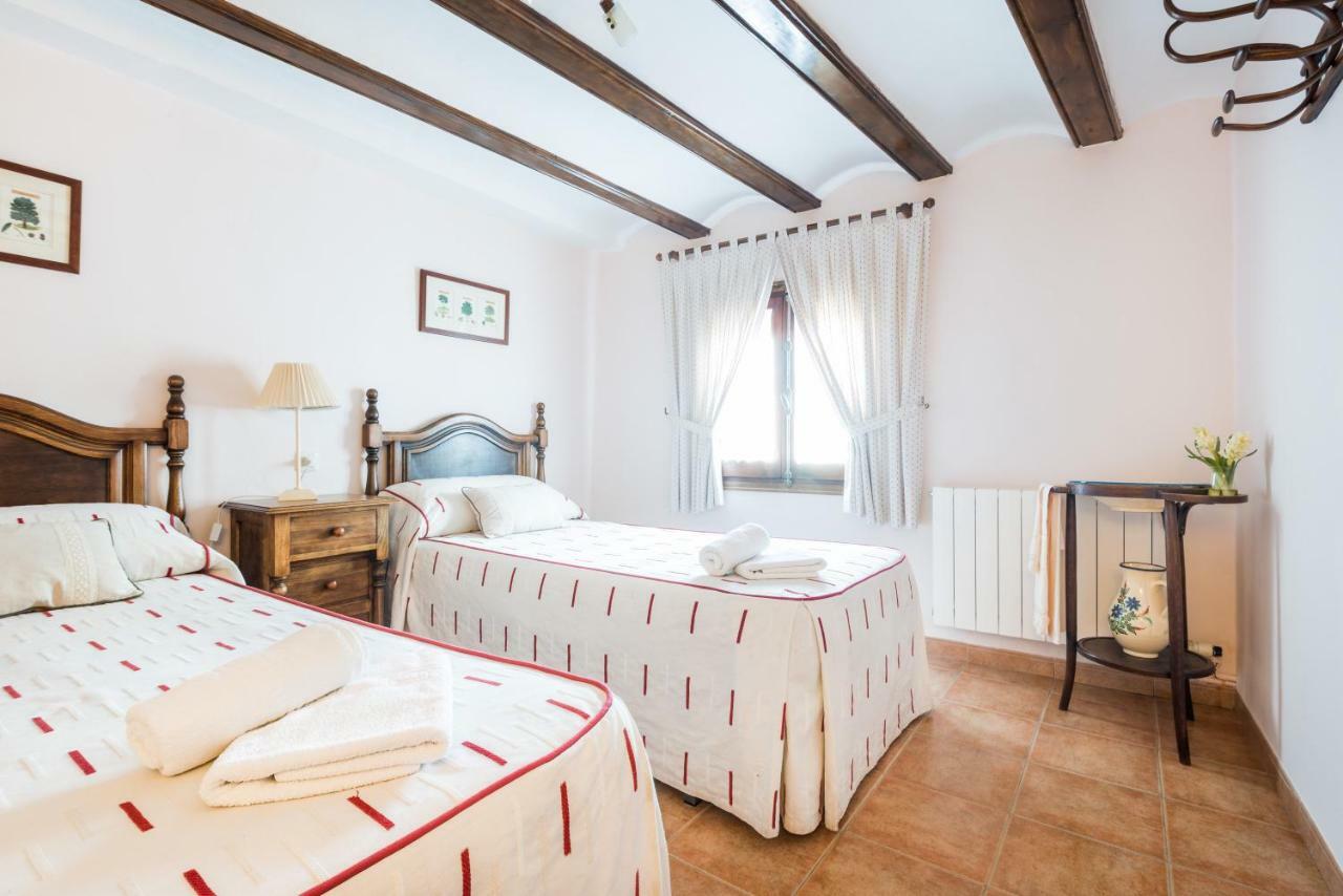 Casa La Carpintera Guest House Royuela ภายนอก รูปภาพ