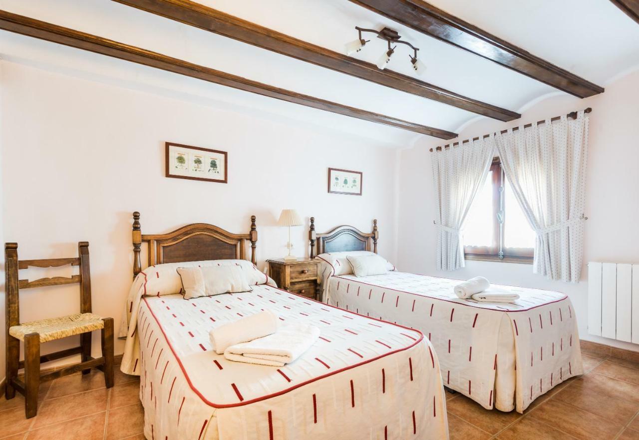 Casa La Carpintera Guest House Royuela ภายนอก รูปภาพ